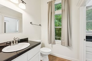 Oak Forest Ln-3004-028.jpg