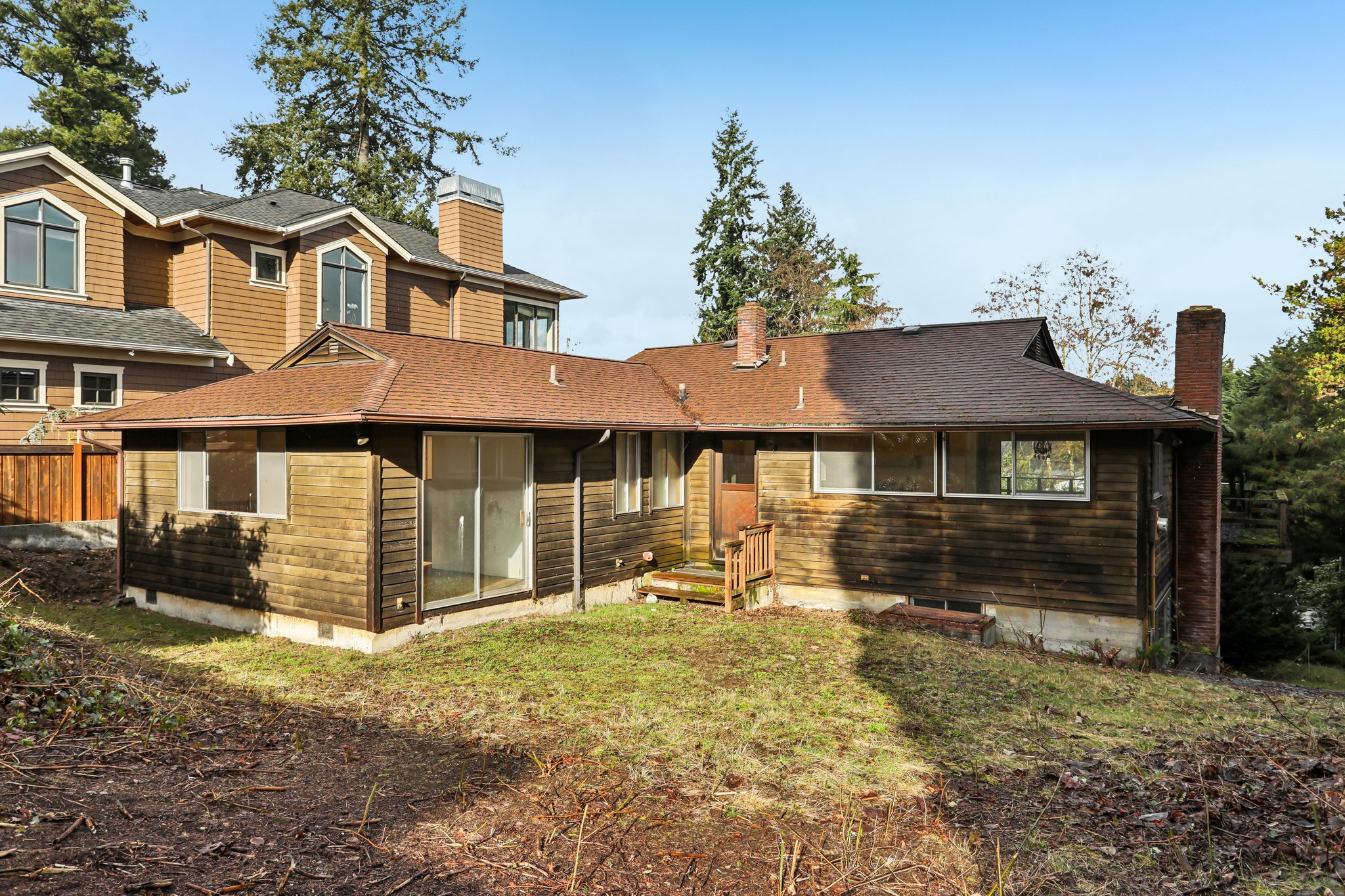 Lakeside Pl-S1902-040.jpg