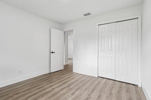 32nd St-S3007-024.jpg
