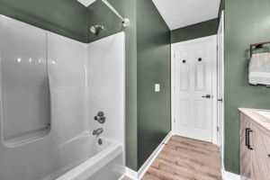  Photo 47