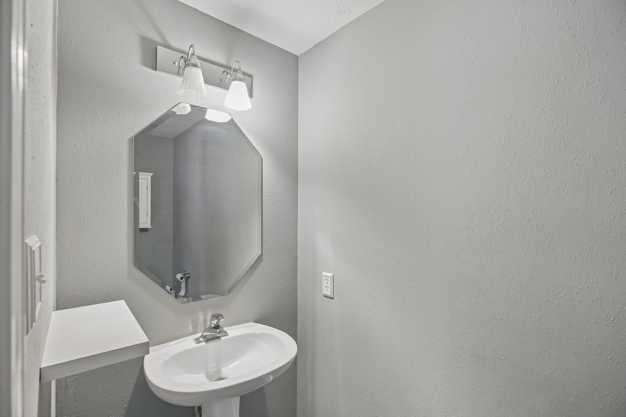 1207 Peregrine Dr-S2807-023.jpg
