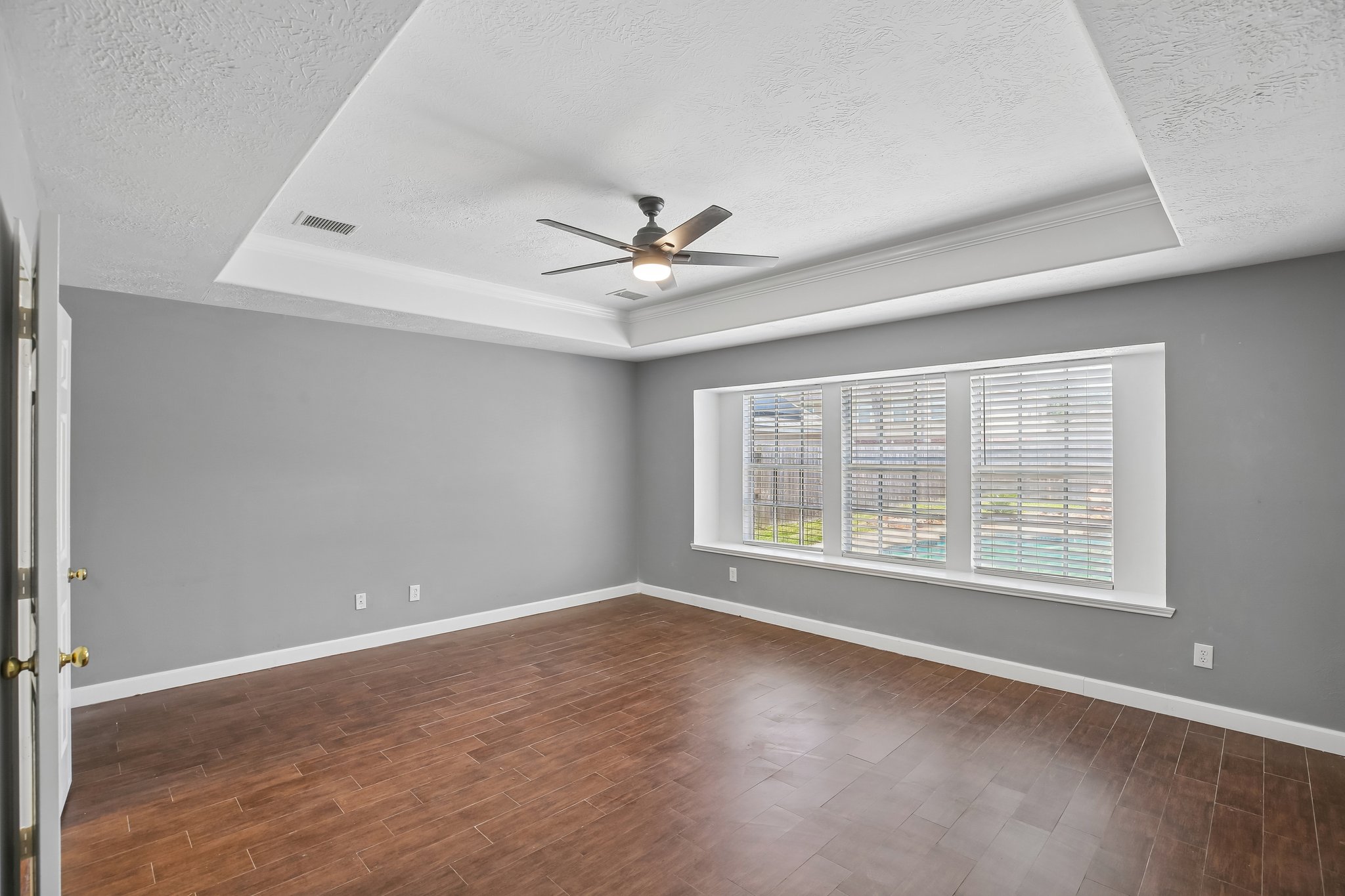 1207 Peregrine Dr-S2807-024.jpg