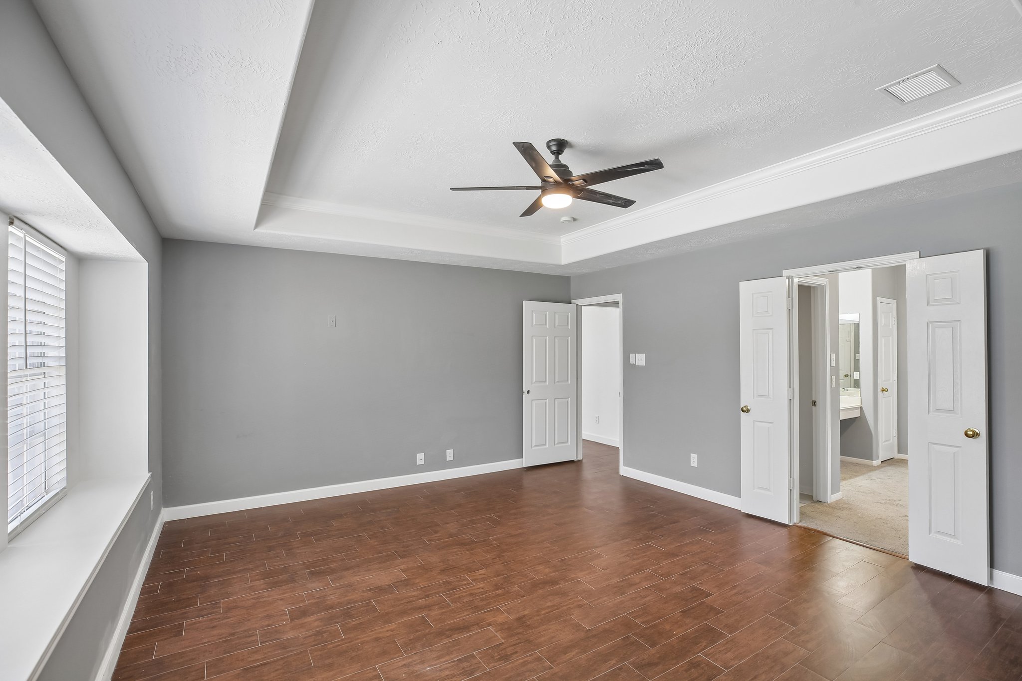 1207 Peregrine Dr-S2807-026.jpg