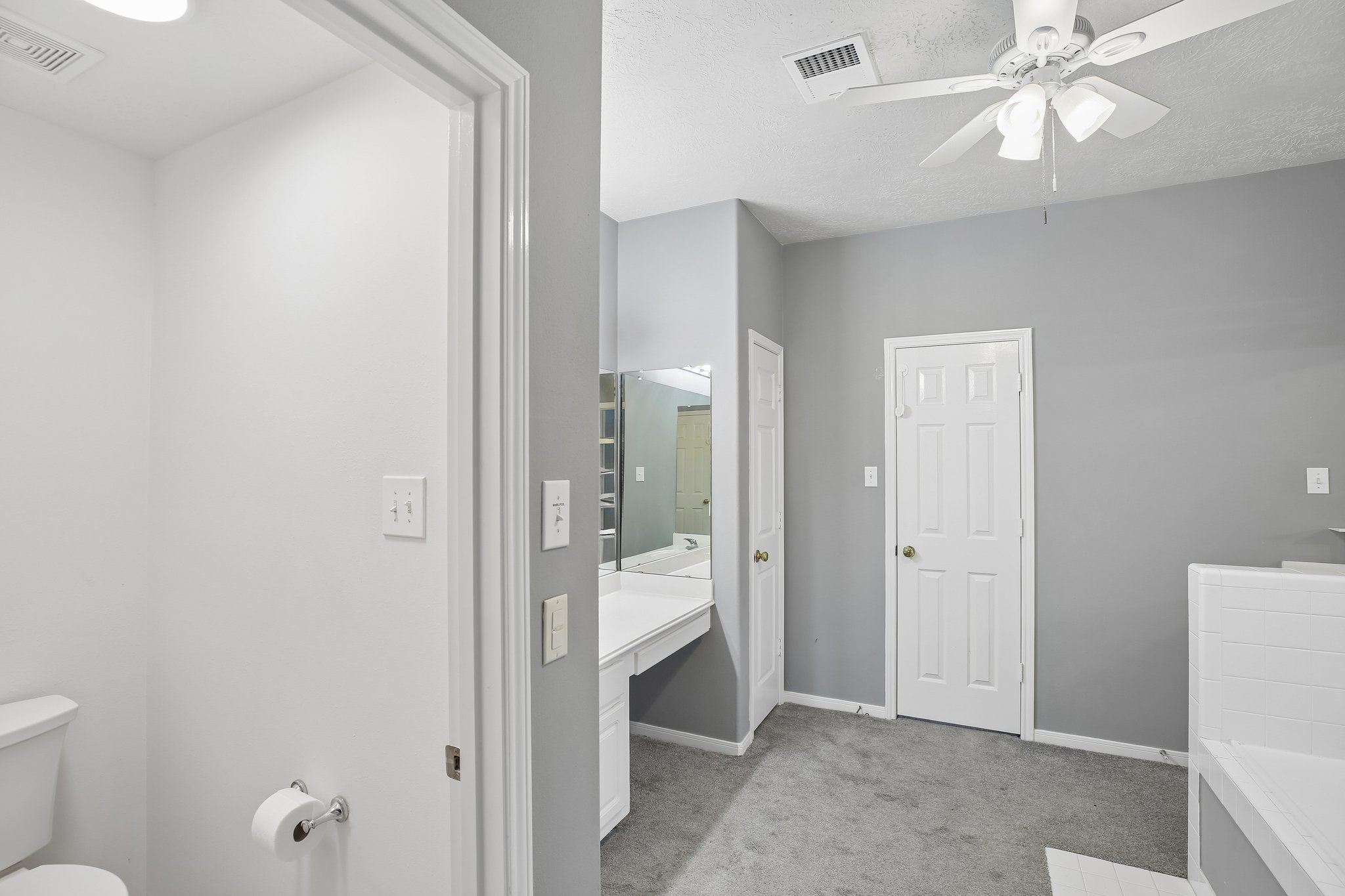 1207 Peregrine Dr-S2807-028.jpg
