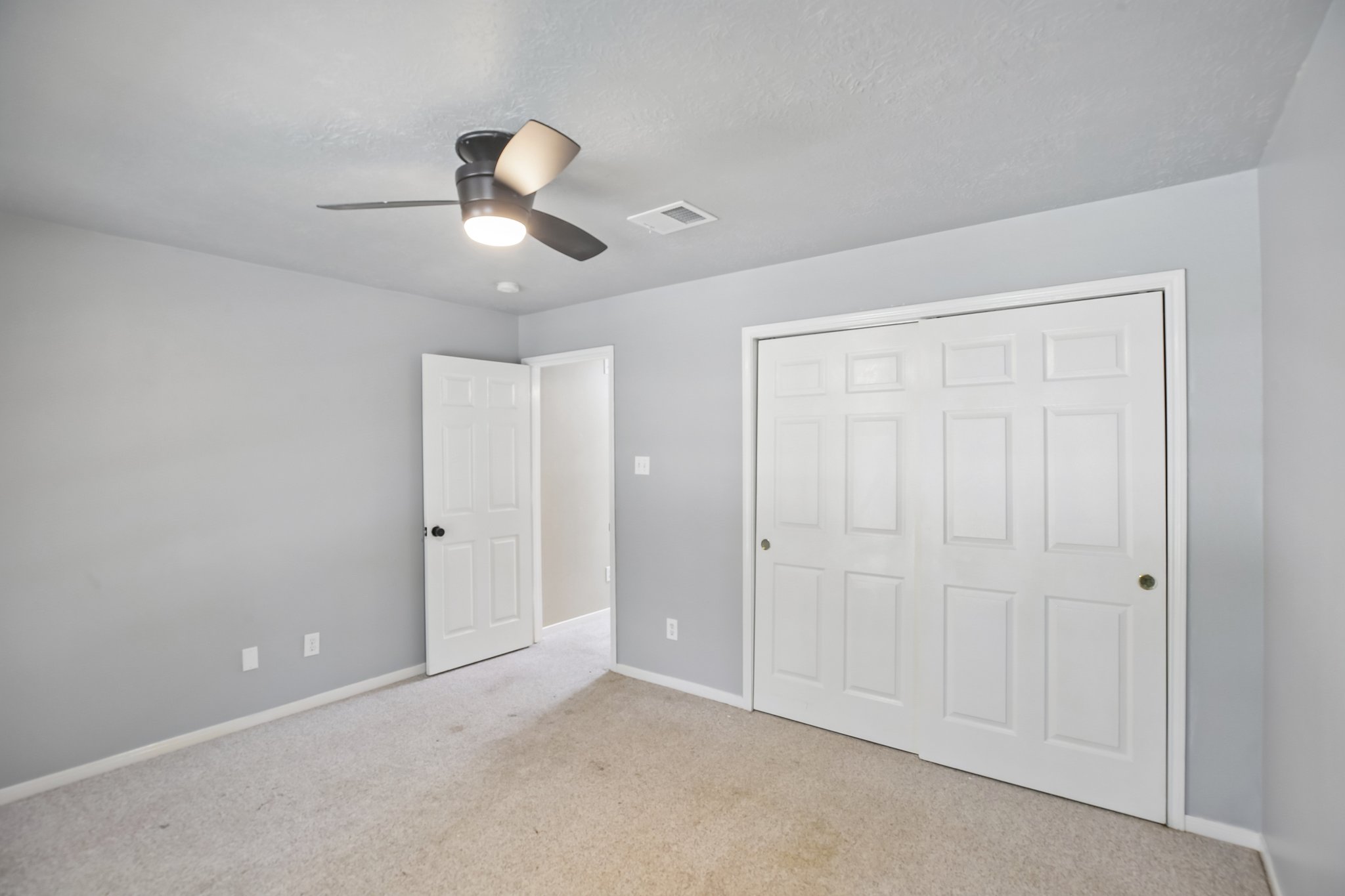 1207 Peregrine Dr-S2807-031.jpg