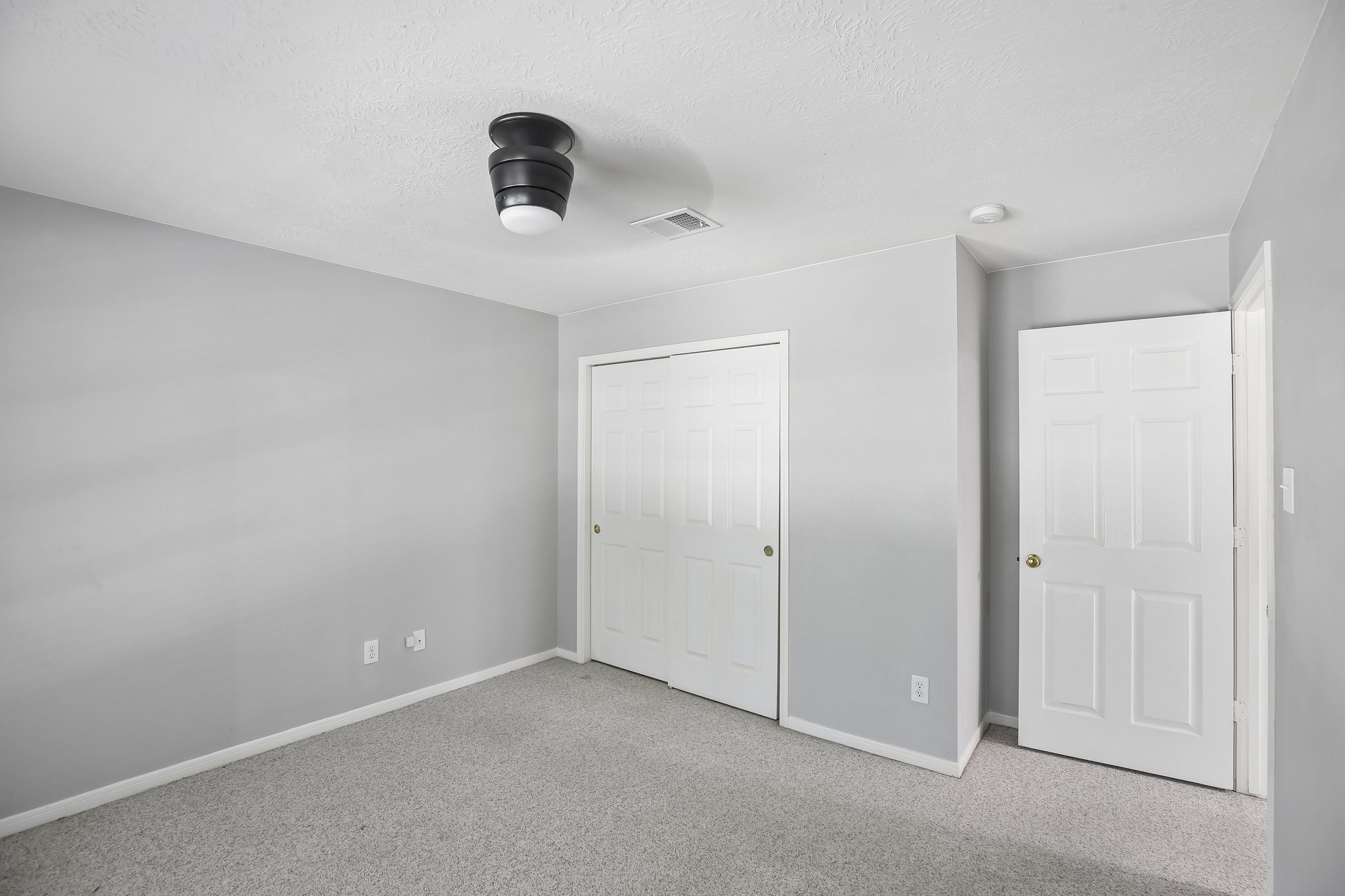1207 Peregrine Dr-S2807-042.jpg