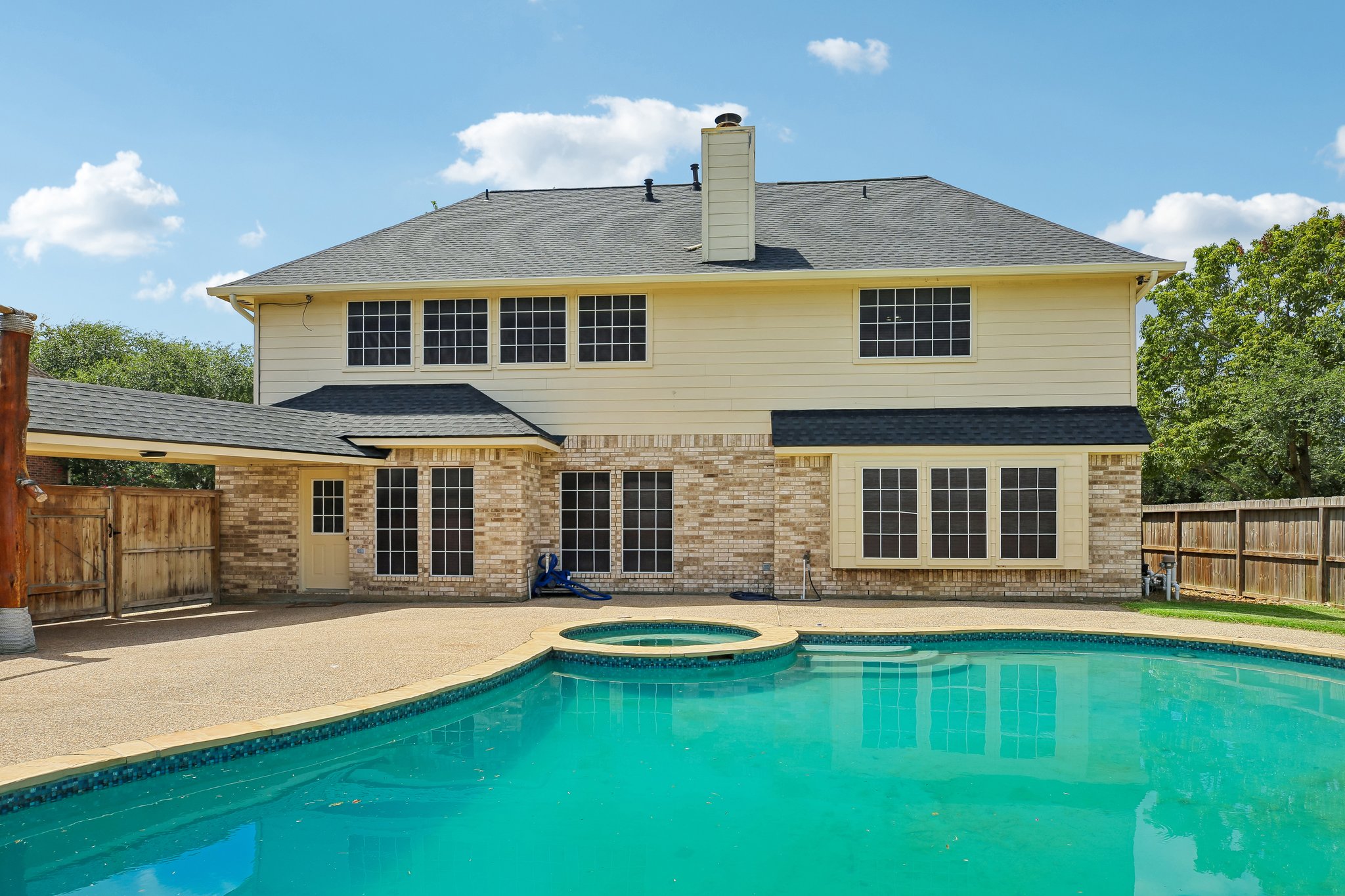 1207 Peregrine Dr-S2807-050.jpg
