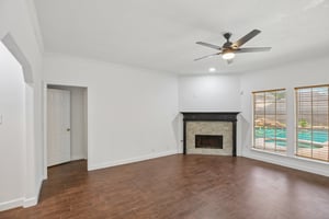 1207 Peregrine Dr-S2807-011.jpg
