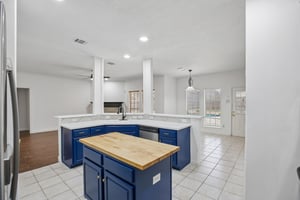1207 Peregrine Dr-S2807-015.jpg