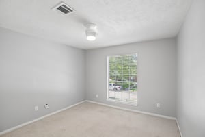 1207 Peregrine Dr-S2807-037.jpg