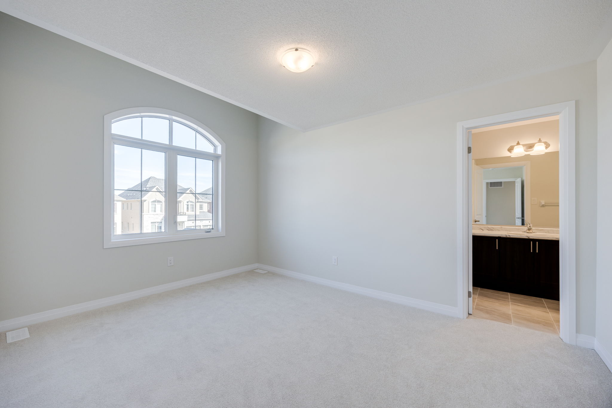 Innisfil property showcase — delivered property photograph 30