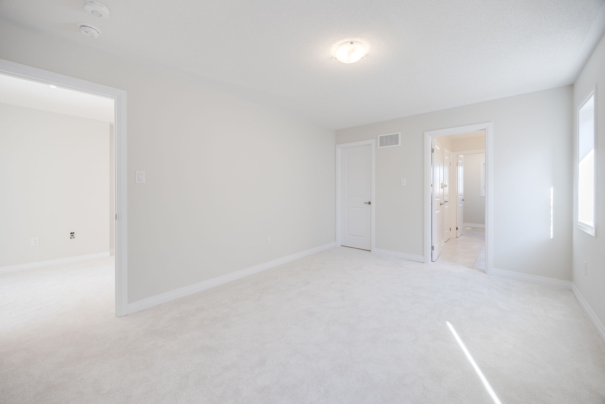 Innisfil property showcase — delivered property photograph 36