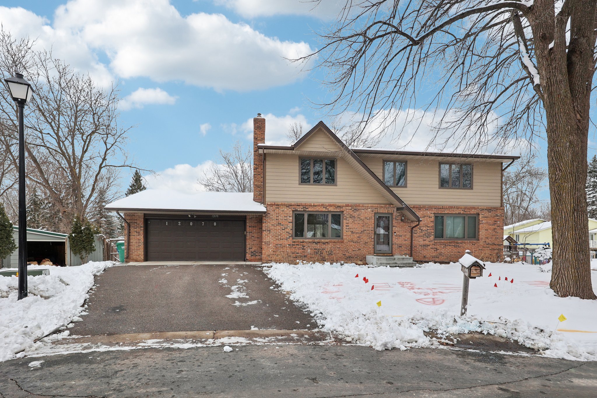 Meadowlark Ct-S2102-001.jpg