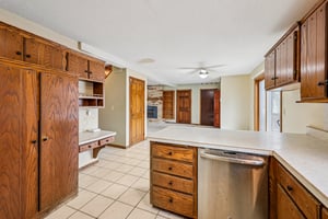 Meadowlark Ct-S1902-014.jpg