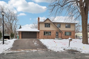 Meadowlark Ct-S2102-001.jpg