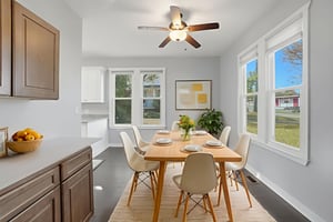 DSC03811 virtually staged.jpeg