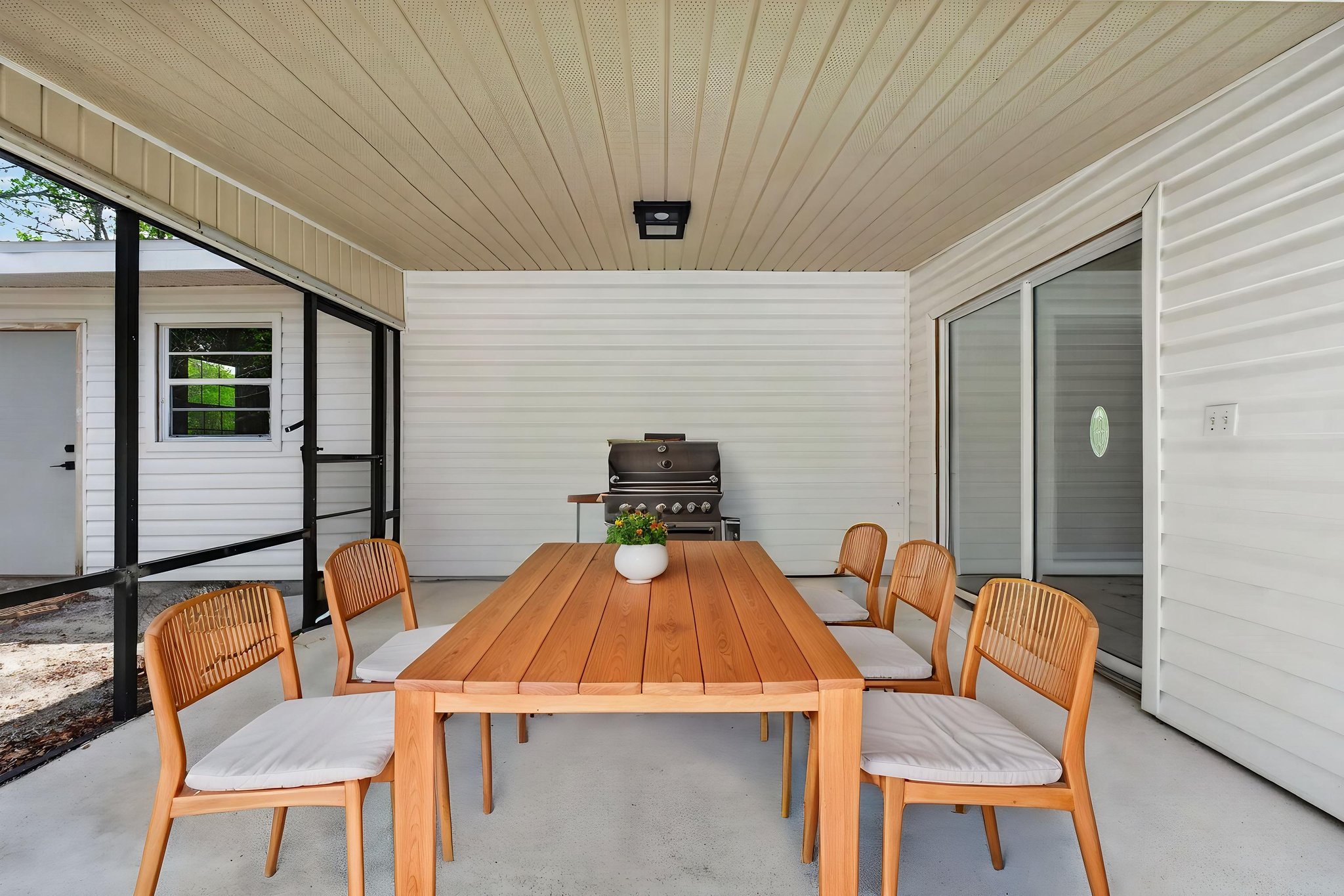 12071_Deep_Creek_Dr_Spring_Hill_FL_34609-39 virtually staged.jpeg
