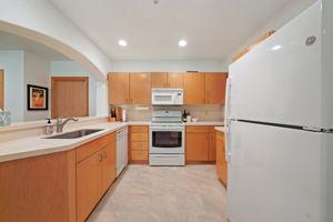 Big Cottonwood Rd, Holladay, UT 84121, USA Photo 11
