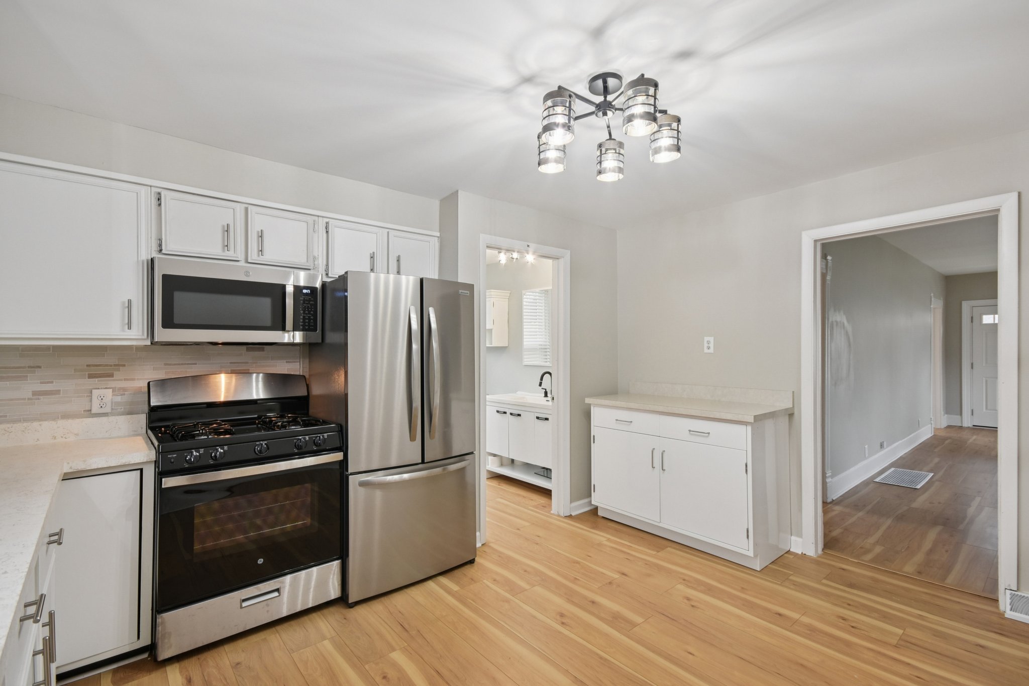 Butler St-S1911-009.jpg