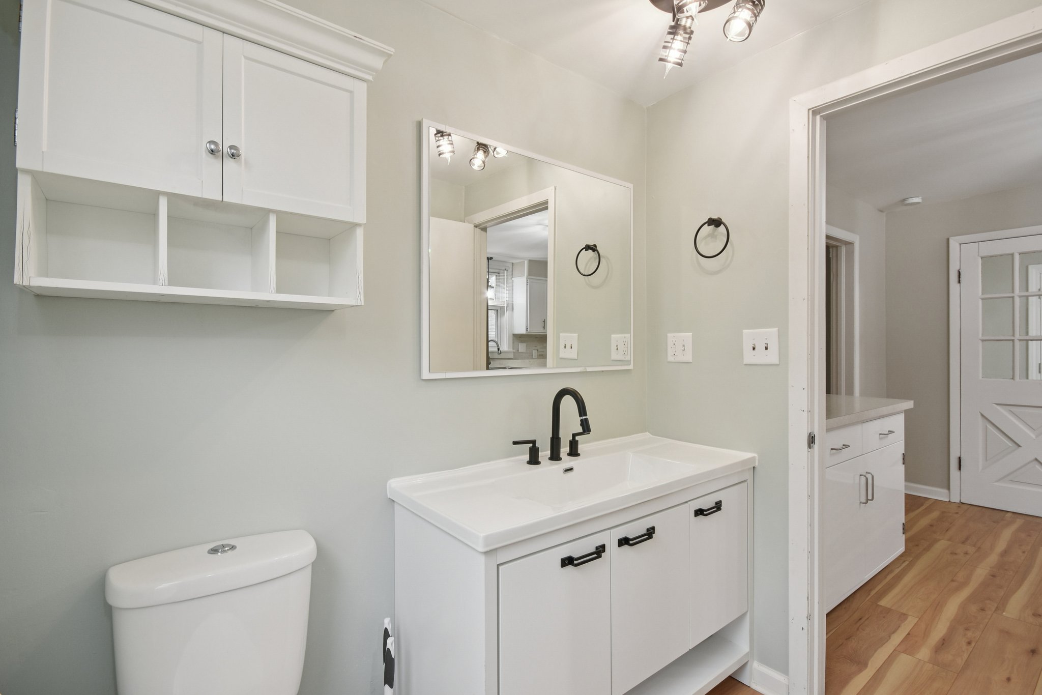 Butler St-S1911-018.jpg