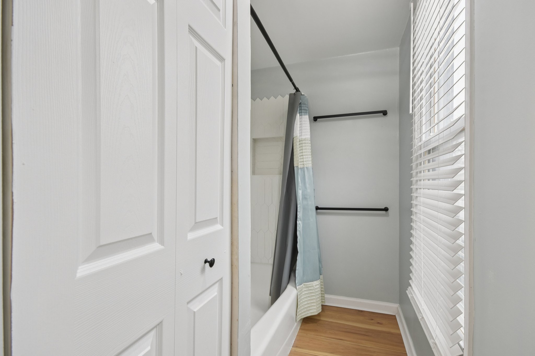 Butler St-S1911-020.jpg