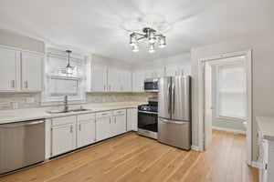 Butler St-S1911-006.jpg