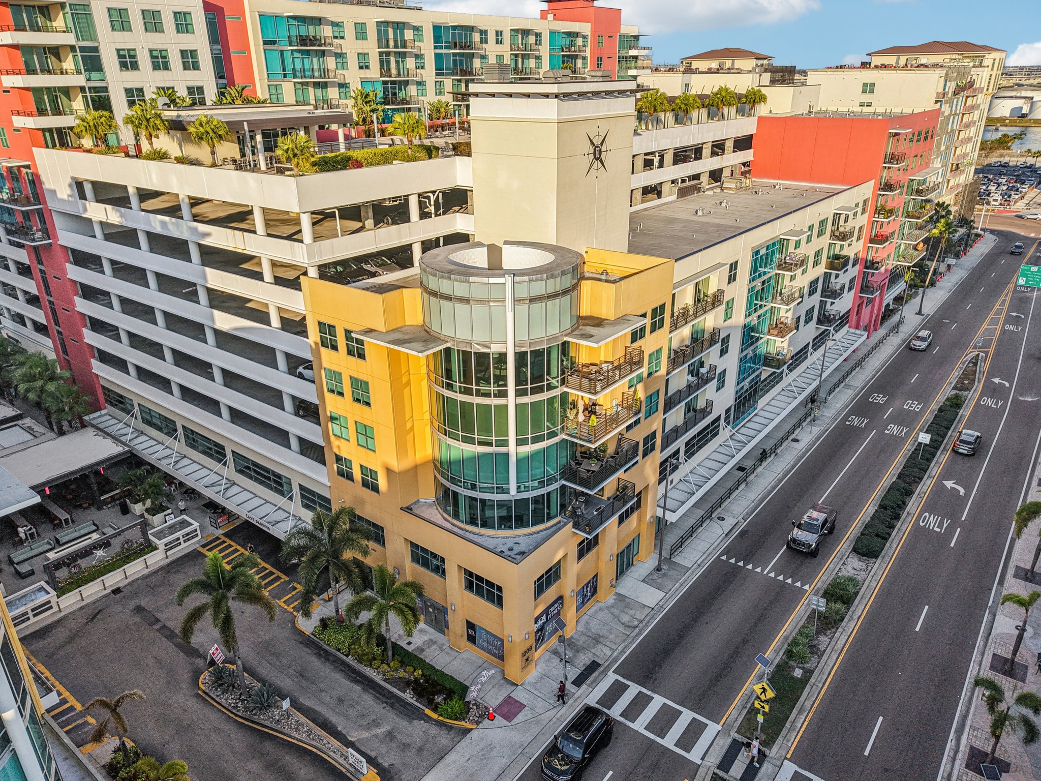 E Kennedy Blvd unit 616-S2111-035.jpg