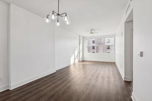 E Kennedy Blvd unit 616-S2111-008.jpg