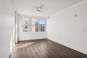 E Kennedy Blvd unit 616-S2111-009.jpg