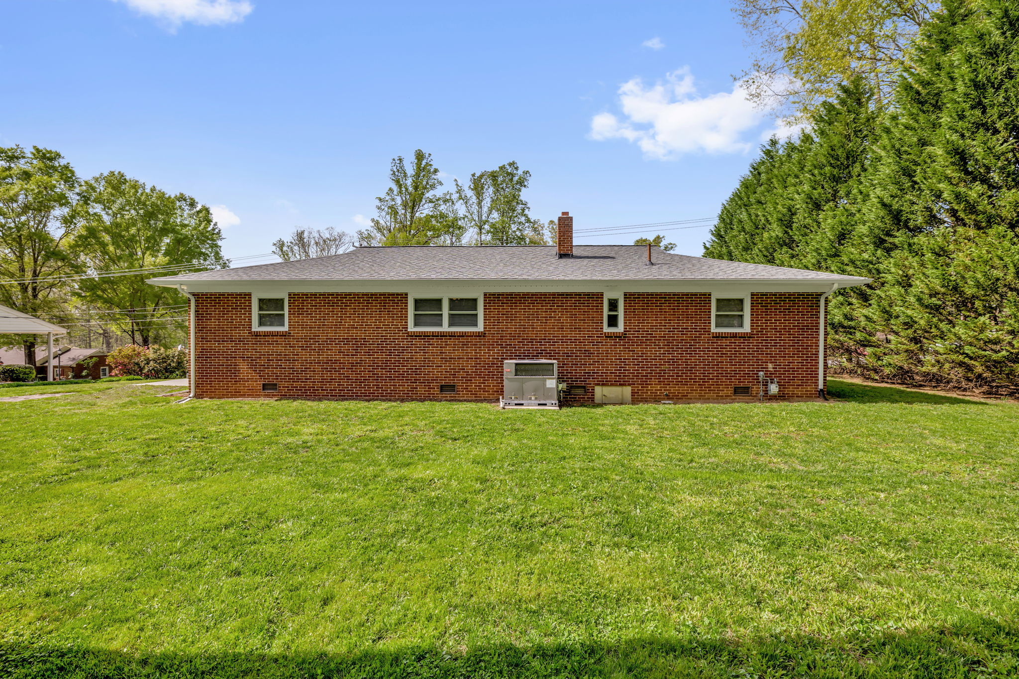 27-web-or-mls-1208 Harris St-27