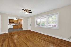 7-web-or-mls-1208 Harris St-7