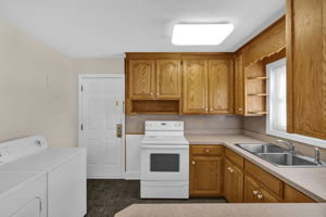 13-web-or-mls-1208 Harris St-13