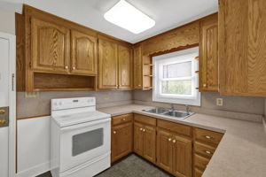 14-web-or-mls-1208 Harris St-14