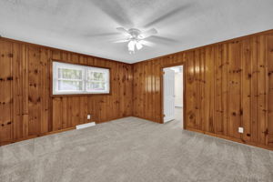 18-web-or-mls-1208 Harris St-18