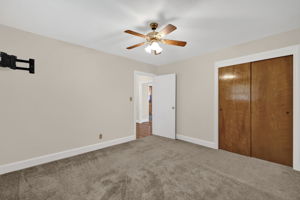 24-web-or-mls-1208 Harris St-24