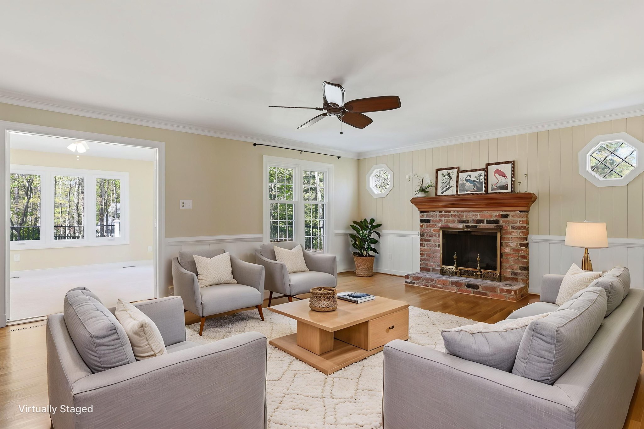 09-Family Room virtually staged.jpeg