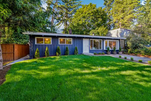 NE Northgate Way-S0707-002.jpg