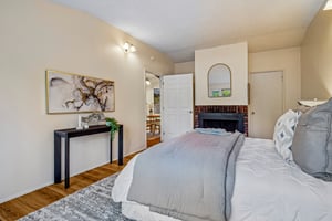 NE Northgate Way-S0707-015.jpg