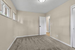  Photo 30