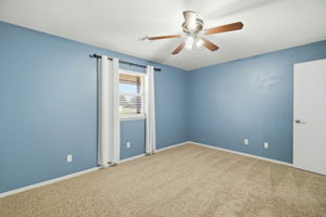  Photo 34
