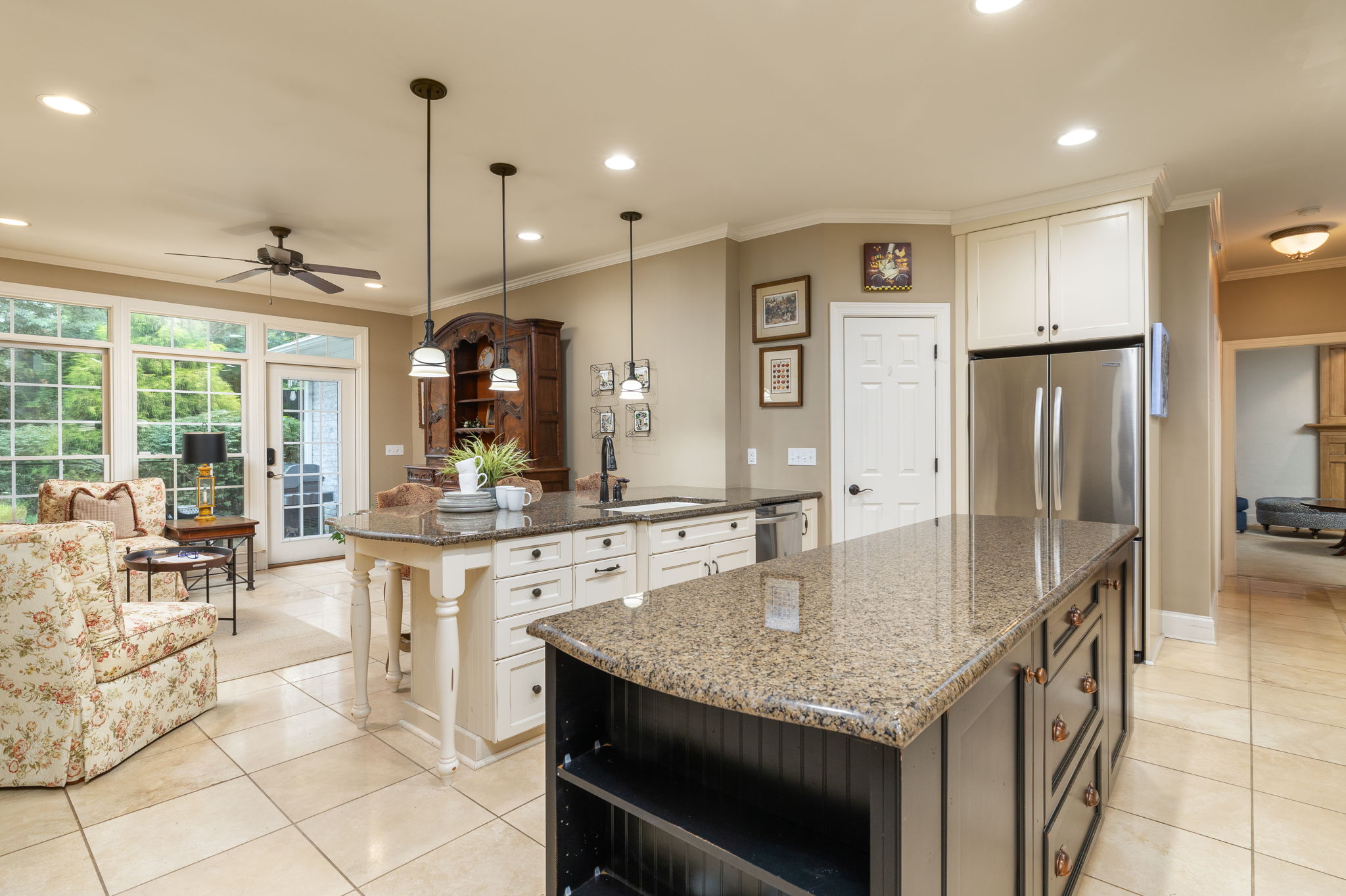 1208 Westminster Dr-12