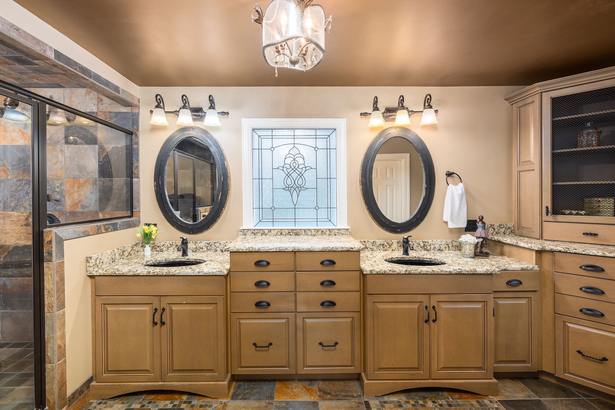 1208 Westminster Dr-24