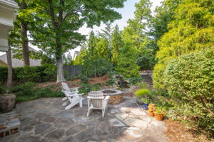 1208 Westminster Dr-37
