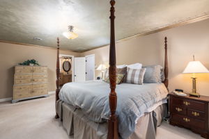 1208 Westminster Dr-23