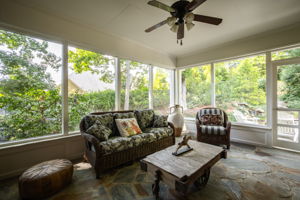 1208 Westminster Dr-35