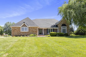  Photo 0