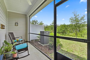 Screened-in Porch