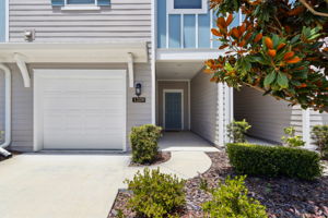 Front Entry Detail