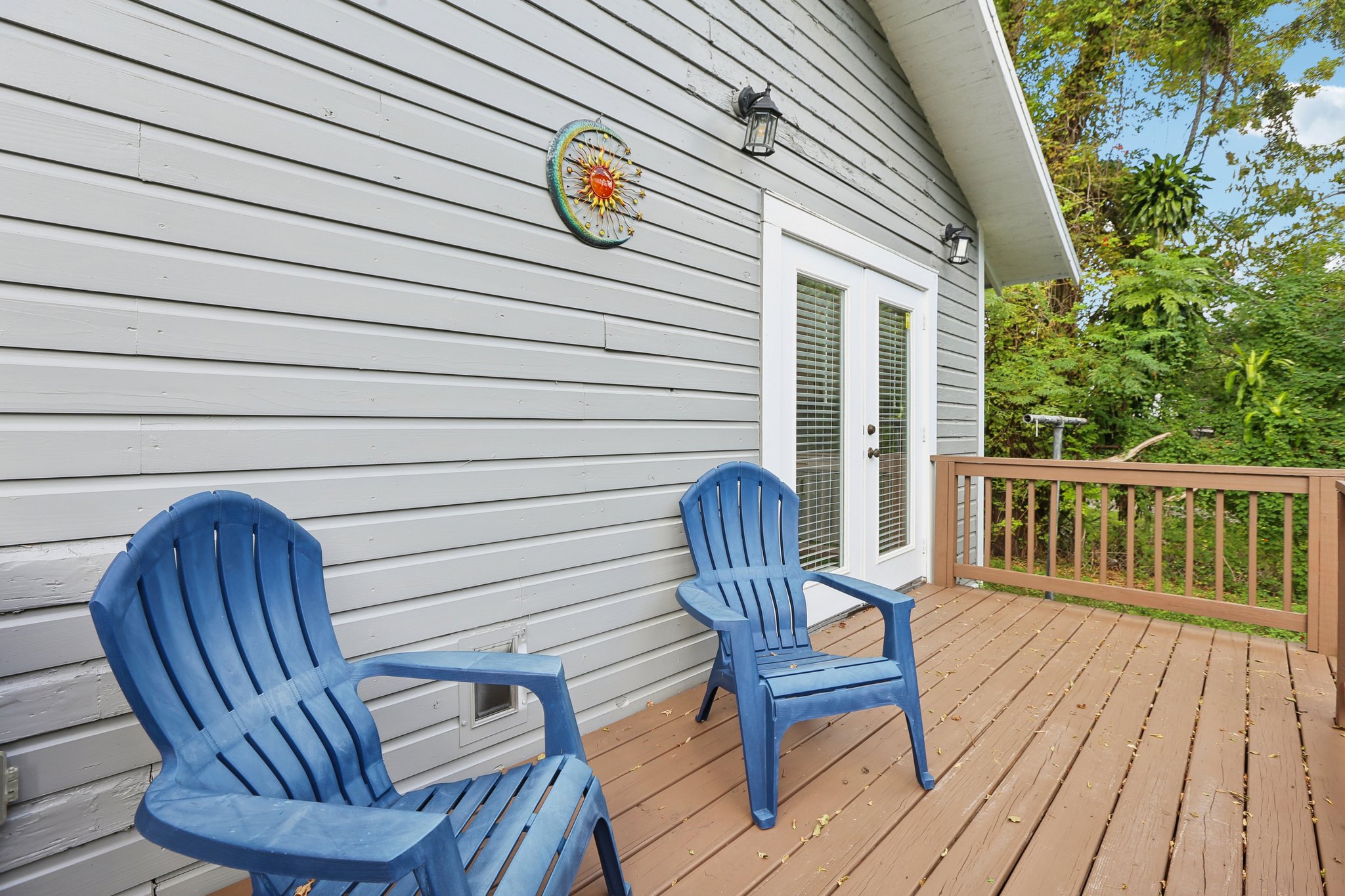 E 17th Ave-S2509-041.jpg