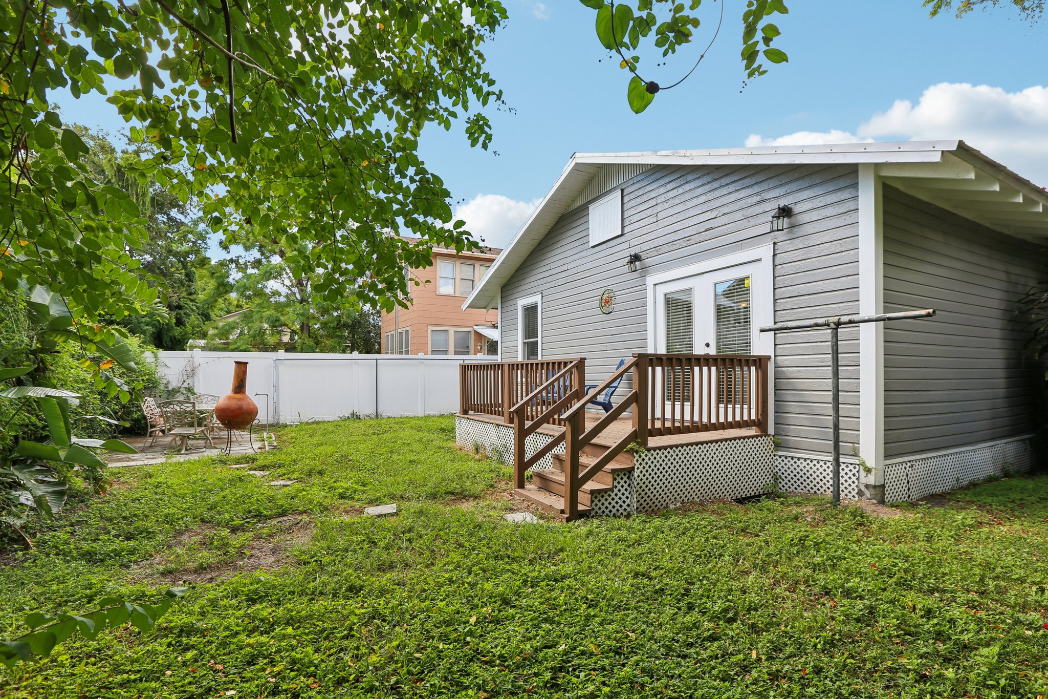 E 17th Ave-S2509-047.jpg